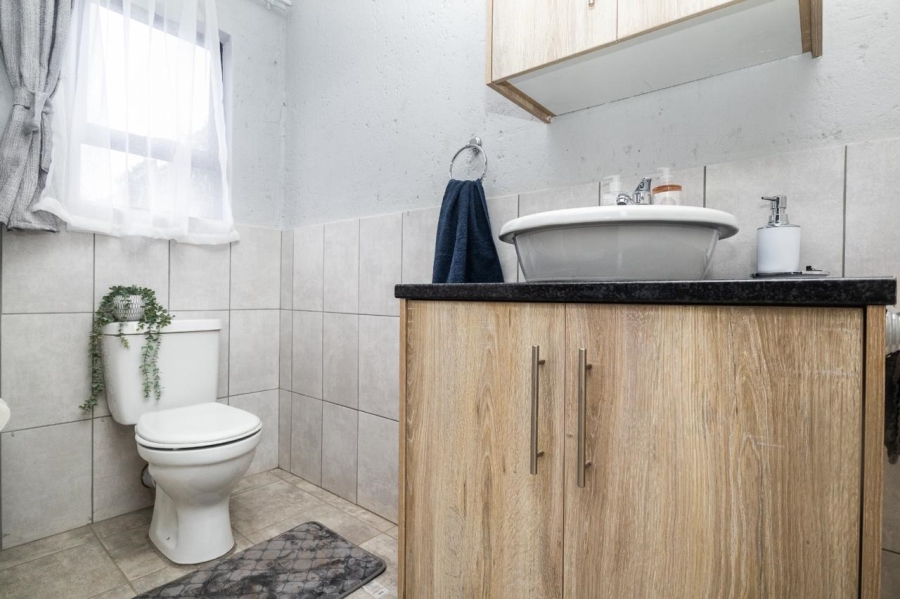 1 Bedroom Property for Sale in Melodie North West